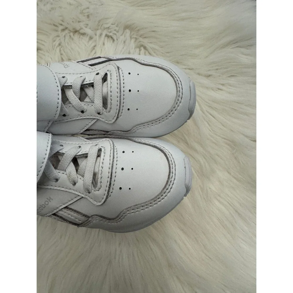 Reebok all white toddler size 8.5‎